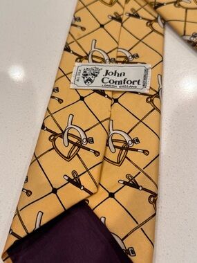 John Comfort All Silk Tie London England Equestrian Foxhunting Stirrups Crop